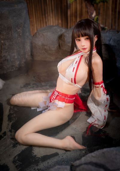 欧美金发白av演员_1080手机免费观看完整