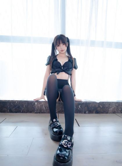欧美裸体艺术写真_蓝光在线播放观看