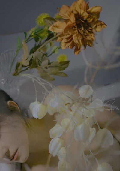 女生脱了衣服给男生摸_720免费观看电视剧